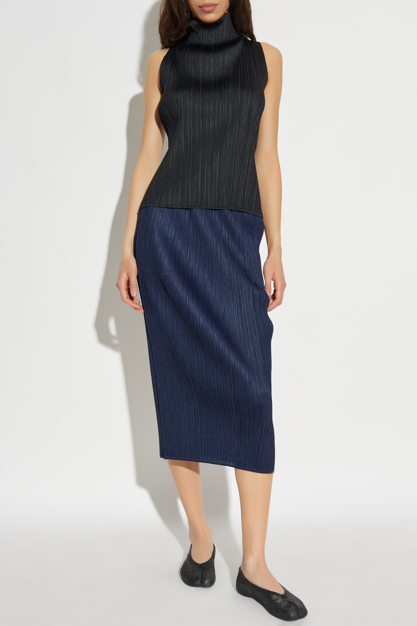 イッセイミヤケISSEY MIYAKE ポリコットンプリーツスカート 紺2